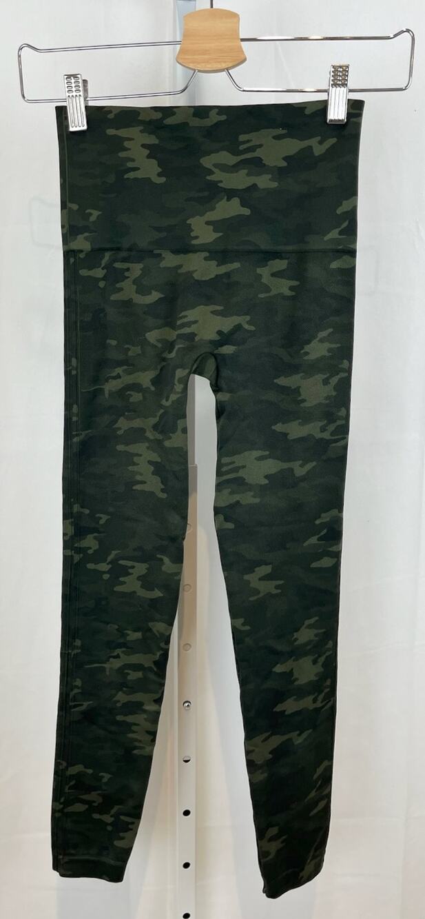 SPANX Look At Me Now Leggings Stretch Pull On Camo Camouflage Green Sz S